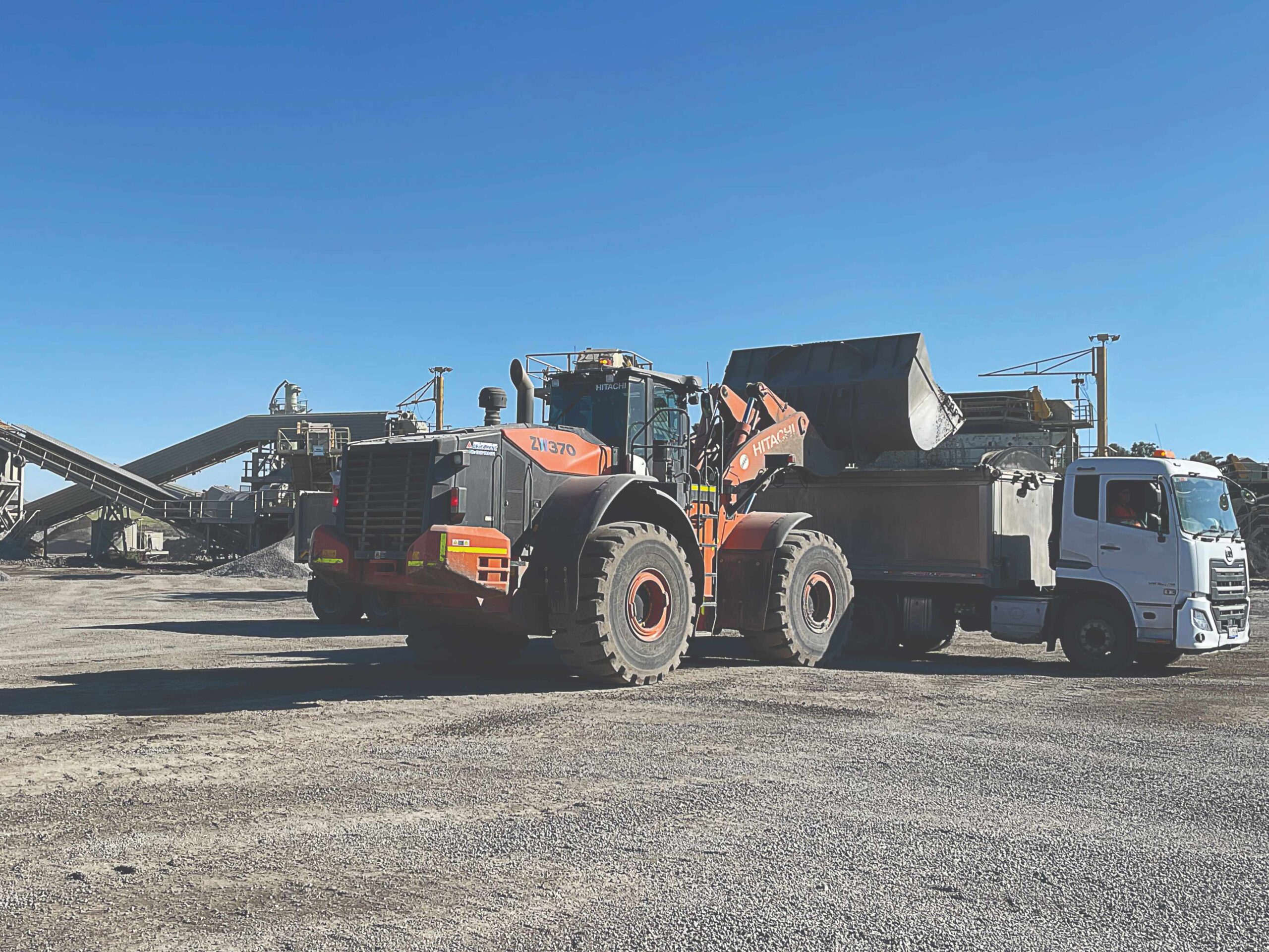 Delta Rent Delta Rent supports Aurora with a green machine - Quarry