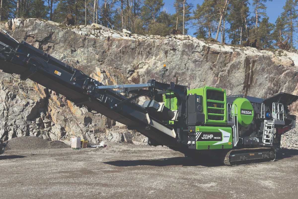 Next generation crushing, screening and stacking with ENVE